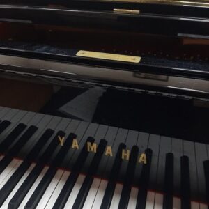 پیانو YAMAHA-سایت سازینجا